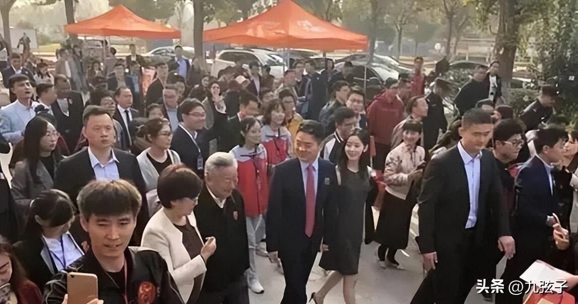 京東創始人是誰？劉強東卸任后誰是現在京東的老板？