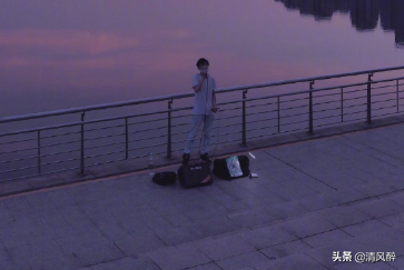 抖音簡介怎么寫（抖音容易吸粉簡單經典個人簡介大全）