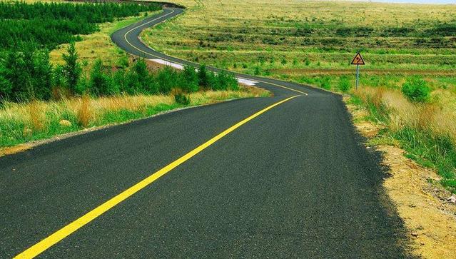 中心構(gòu)圖的特點（九種常見構(gòu)圖法解析）