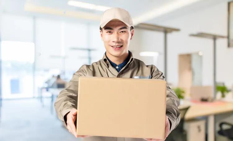 物流上門取件怎么收費？寄大件用物流便宜還是快遞便宜？