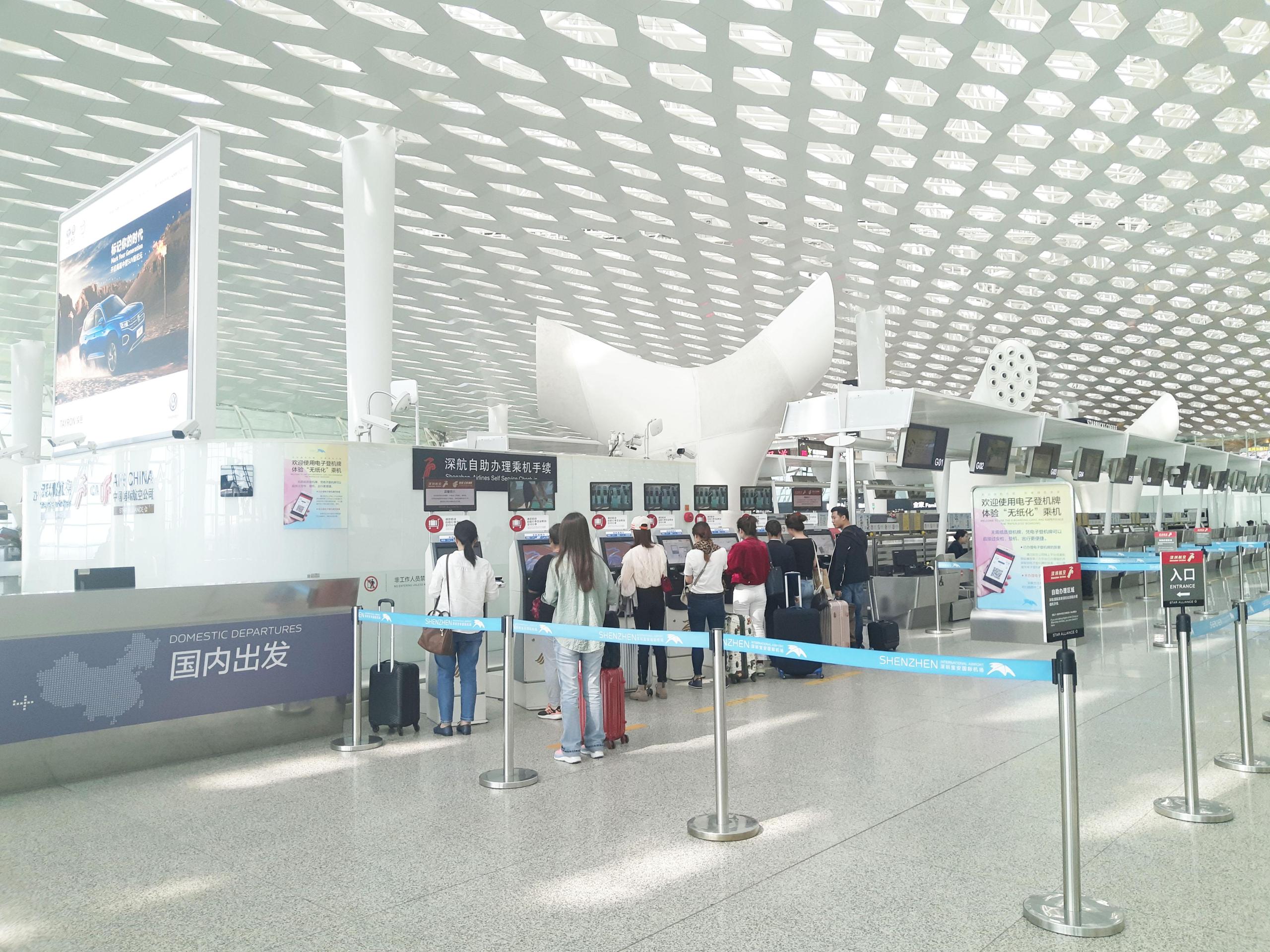 手機(jī)上訂的飛機(jī)票怎么取票？第一次坐飛機(jī)的必備知識(shí)及流程