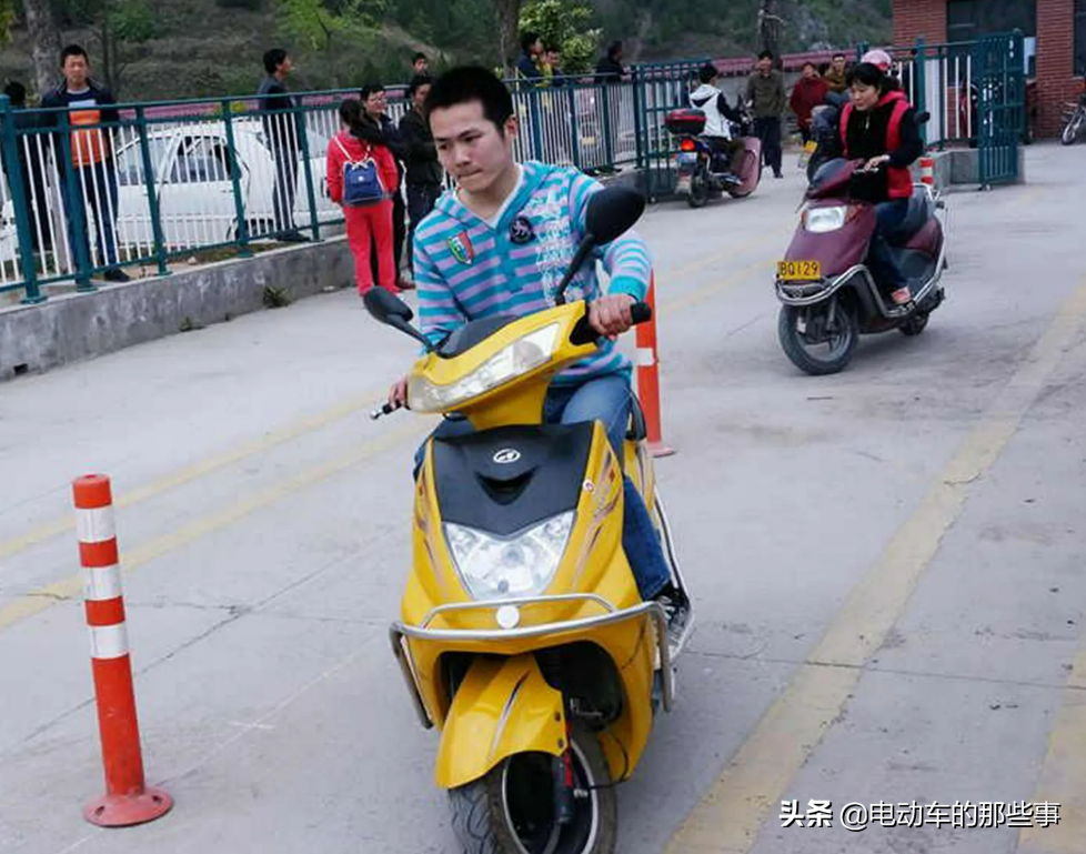 快遞三輪車需要駕駛證嗎？2022年三輪車駕照上牌及流程介紹