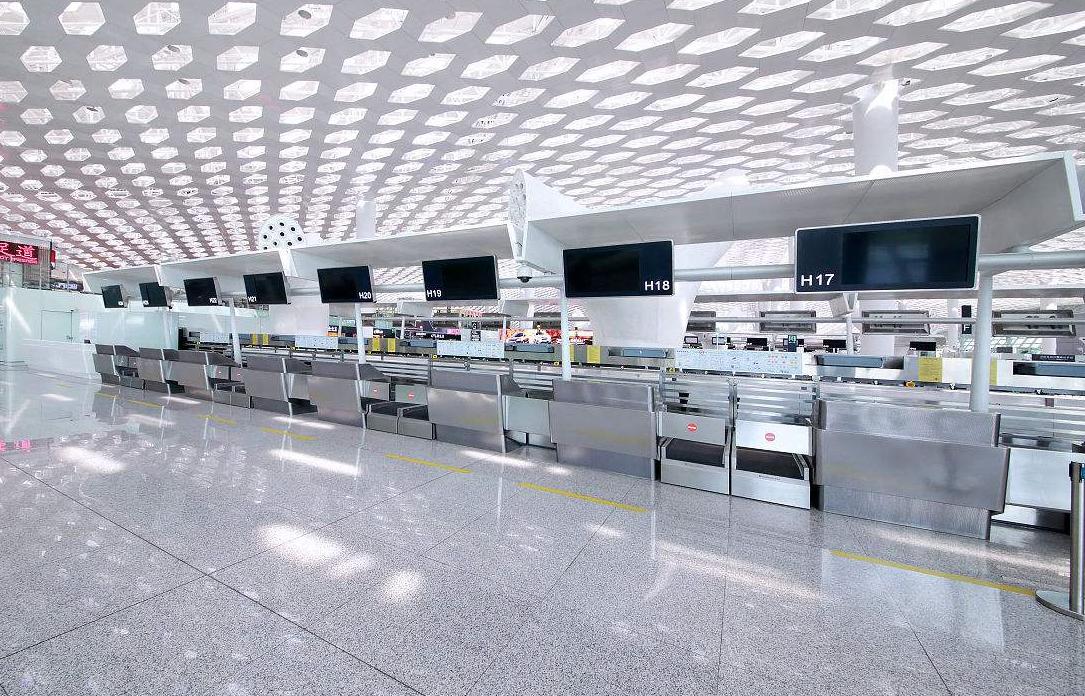 手機(jī)上訂的飛機(jī)票怎么取票？第一次坐飛機(jī)的必備知識(shí)及流程