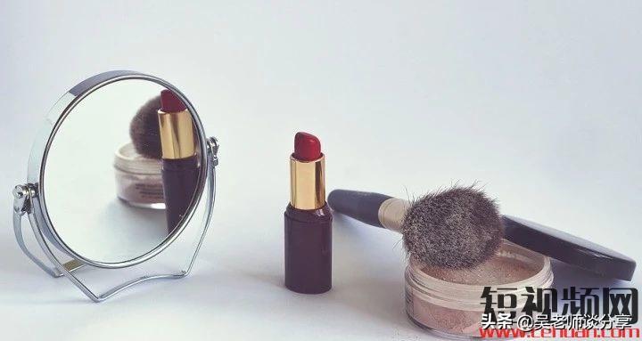 美妝賬號(hào)怎么做？解析美妝運(yùn)營(yíng)賬號(hào)的特點(diǎn)