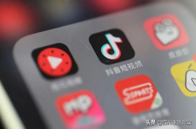 抖音怎么買東西？教你在抖音商城買東西省錢的技巧及直播購物方法