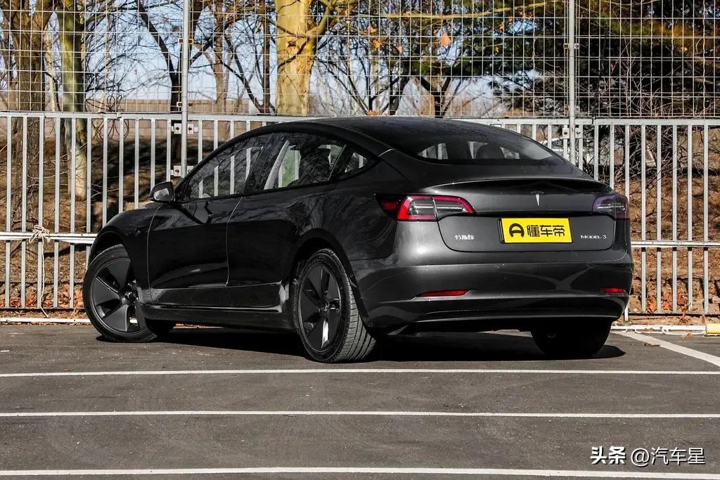 特斯拉Model3值得入手嗎？特斯拉購買價格及日常保養(yǎng)維護費用