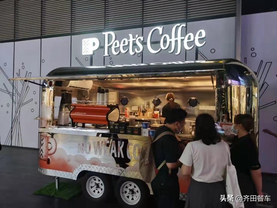 擺攤的餐車多少錢一輛？流動餐車帶廚房一體車的出售價格標準