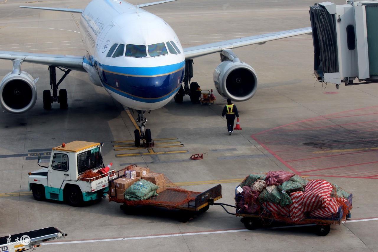怎么購買行李托運額？飛機無行李額托運收費標準是什么？