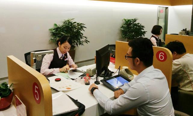 備用金逾期一天會(huì)影響征信嗎？信用卡逾期多久會(huì)上征信