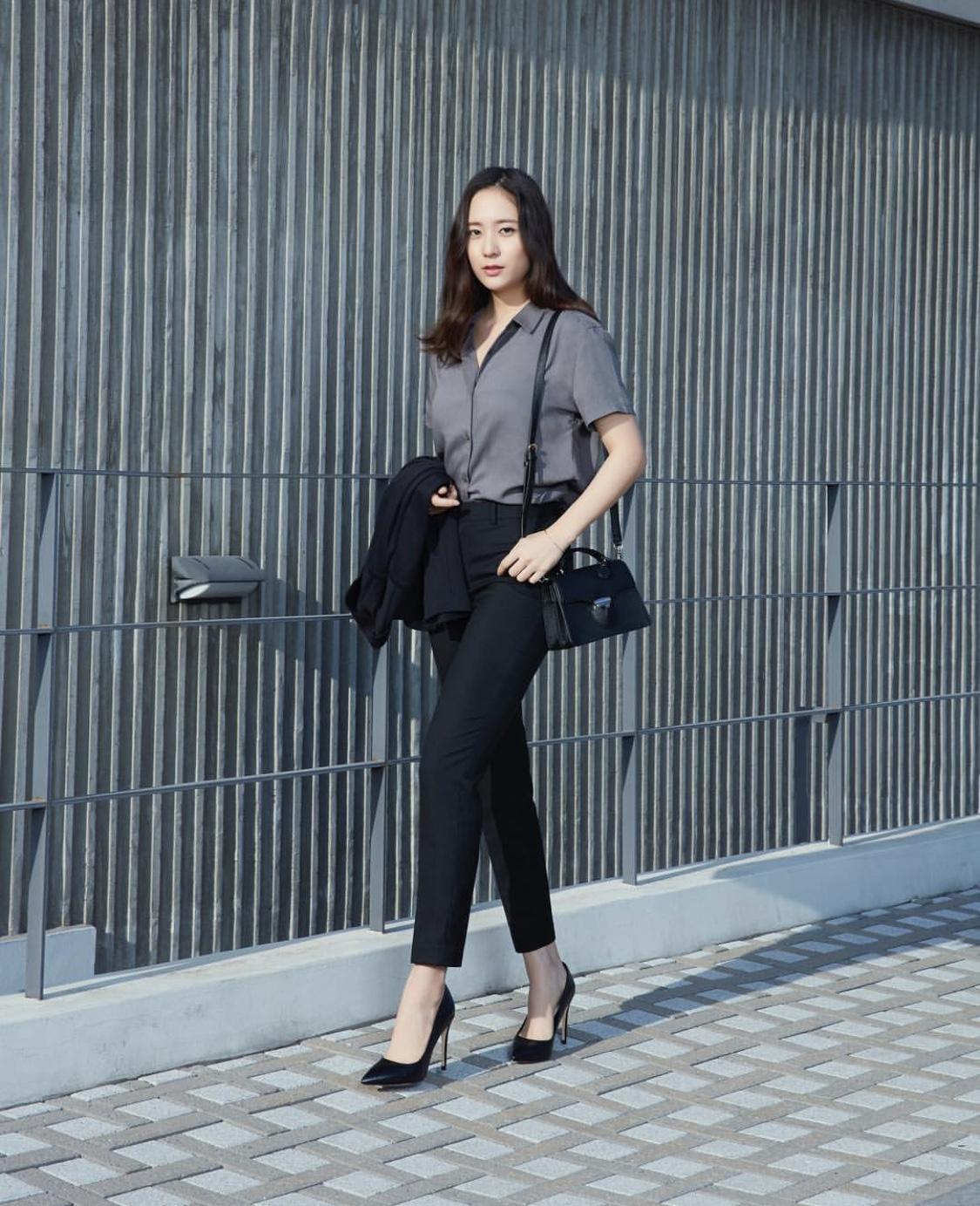 優衣庫網上購物app怎么樣？分享優衣庫女裝衣服最時尚的搭配攻略