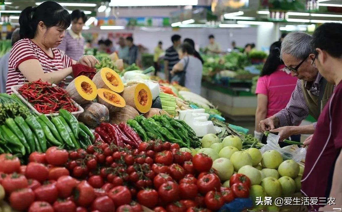 菜攤如何擺放蔬菜好看？做蔬菜生意入門技巧和最新營銷方法