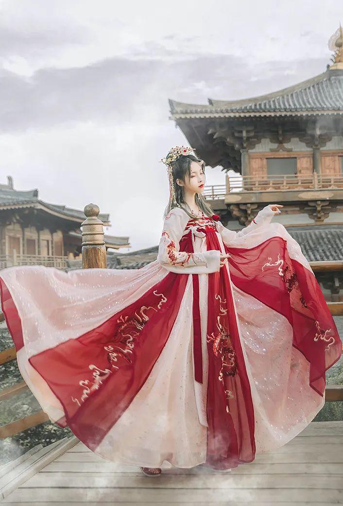 漢尚華蓮漢服官網（漢尚華蓮旗下品牌有哪些）