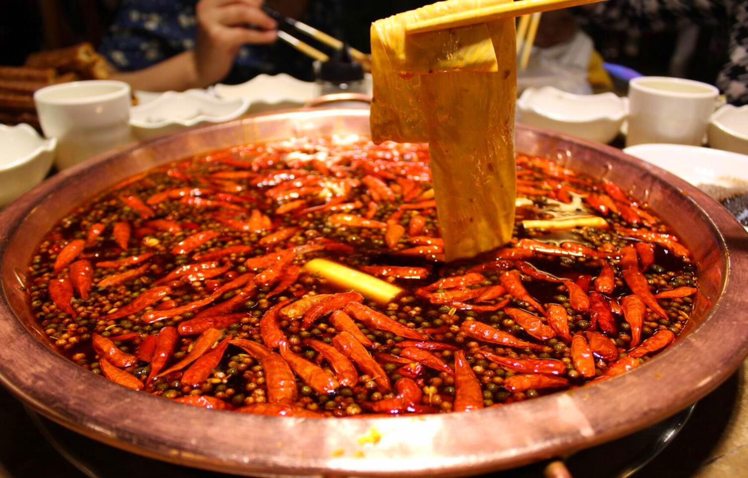 小肥羊火鍋店加盟費用多少？小肥羊火鍋連鎖店加盟流程及條件