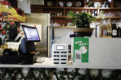 搜店充電寶怎么充電？解析搜電充電寶客服電話表一覽