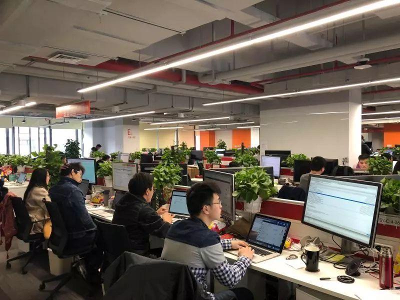 拼多多公司總部地址（拼多多平臺簡介及發展歷程）