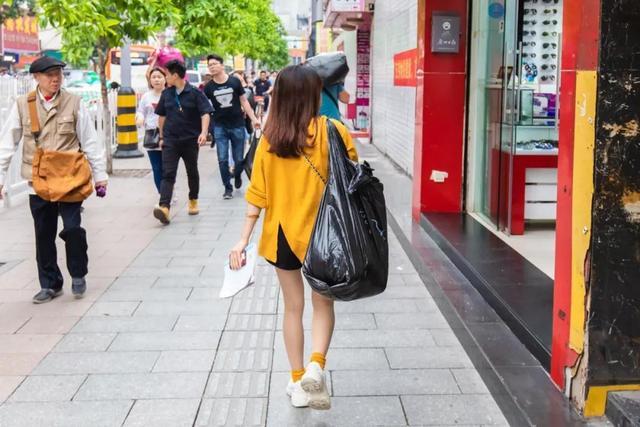 服裝拿貨網站有哪些？新手做服裝網上拿貨平臺排行榜