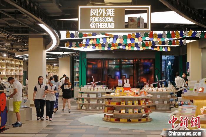 網絡書店的優勢有哪些？解析網上書店對實體書店的影響有哪些