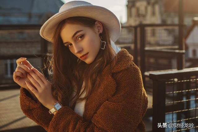 外拍模特工資怎么算？模特拍攝費用價格表一覽