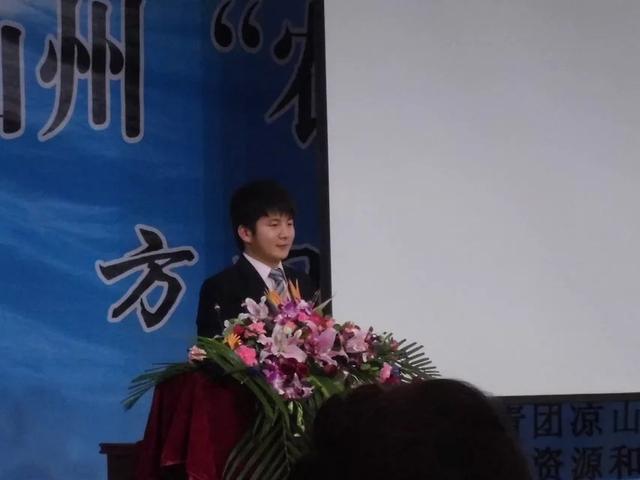 個人簡歷創業經歷怎么寫？大學生創新創業個人簡歷模板大全