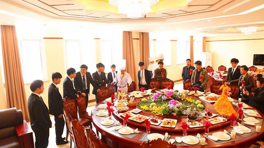 天貓登錄入口（天貓旗艦店和淘寶的區別解析）