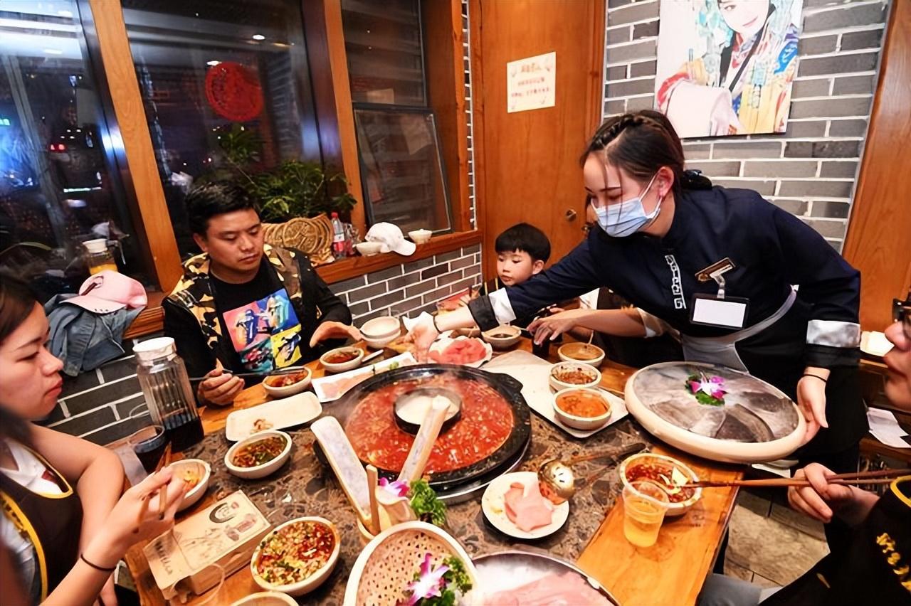 餐飲利潤一般是多少？十大冷門暴利生意排行榜