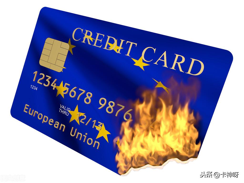 現(xiàn)金卡是什么意思？現(xiàn)金卡和借記卡的區(qū)別解析