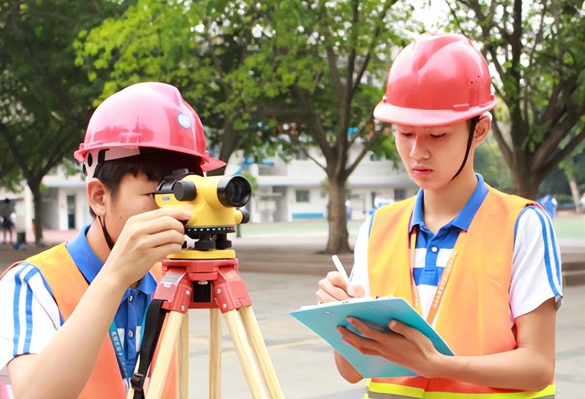 大學(xué)學(xué)什么專業(yè)最賺錢？未來最賺錢行業(yè)排行榜前十