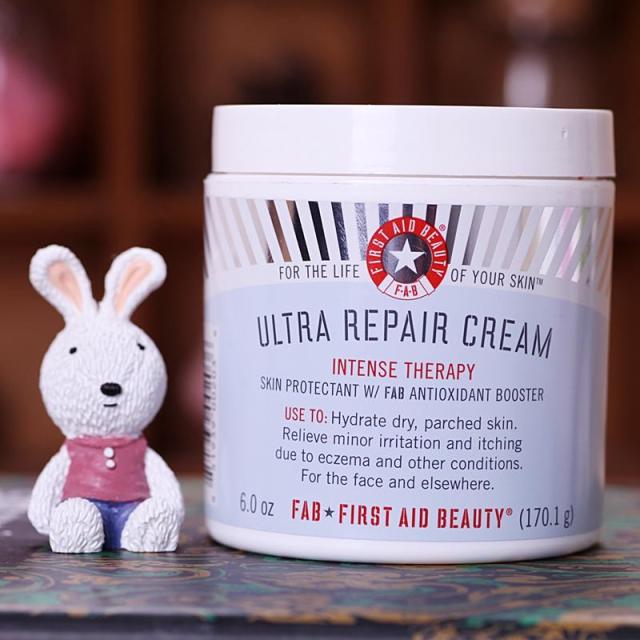 艾絲珀氣墊好用嗎？解析艾絲珀化妝品屬于什么檔次？