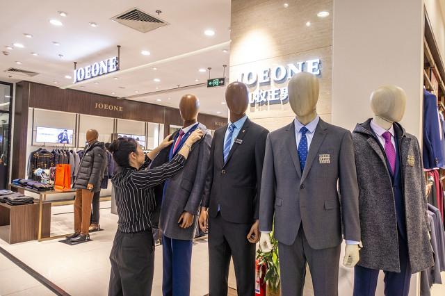 國產服裝品牌排名（中國男裝十大品牌排行榜）