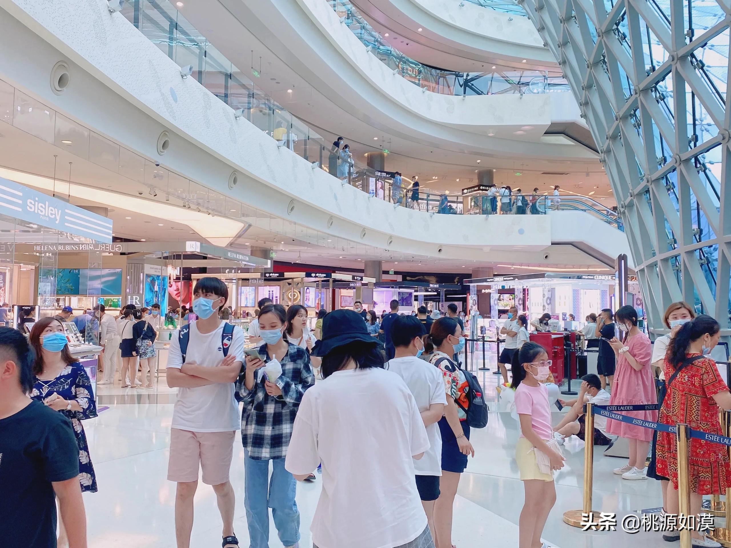 奢侈品免稅店和專柜的區別？免稅店買包能便宜多少