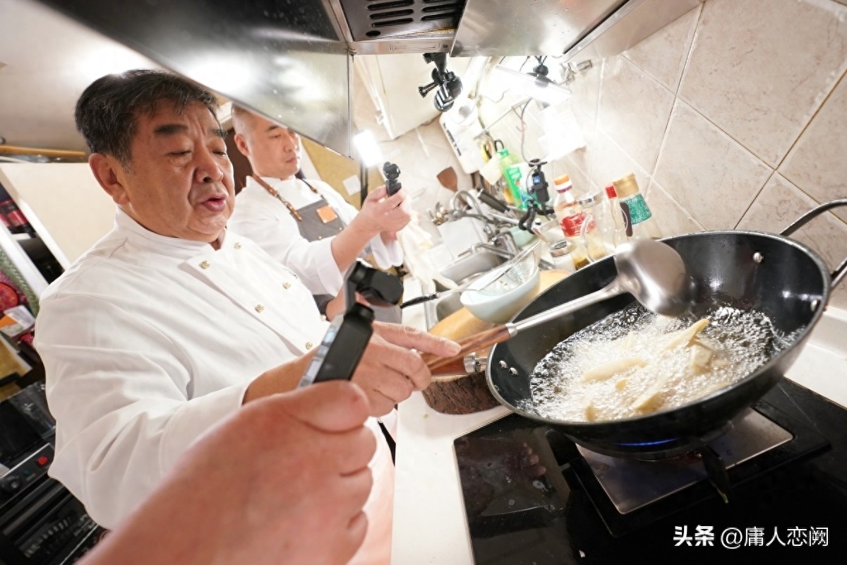 老飯骨三叔為什么單飛？老飯骨三叔圍裙發(fā)飆事件來龍去脈