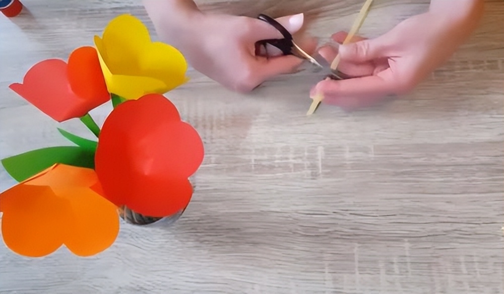 兒童簡(jiǎn)單折紙教程-手把手教你做手工花朵