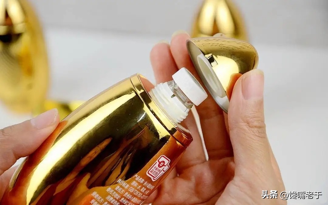 真怎么判斷喝到假酒了？五招教你快速辨別真酒假酒