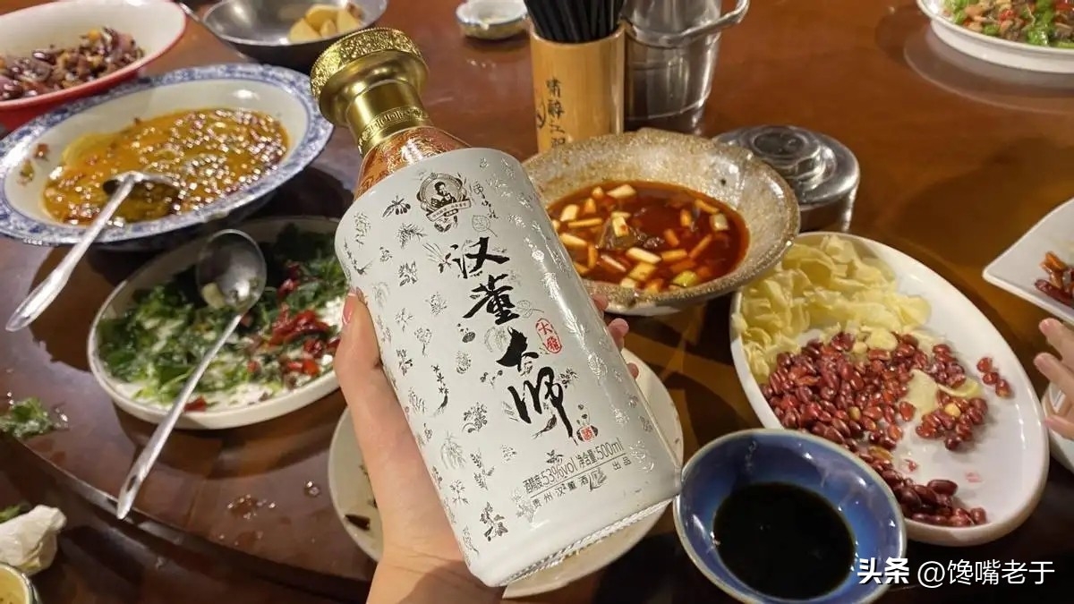 真怎么判斷喝到假酒了？五招教你快速辨別真酒假酒