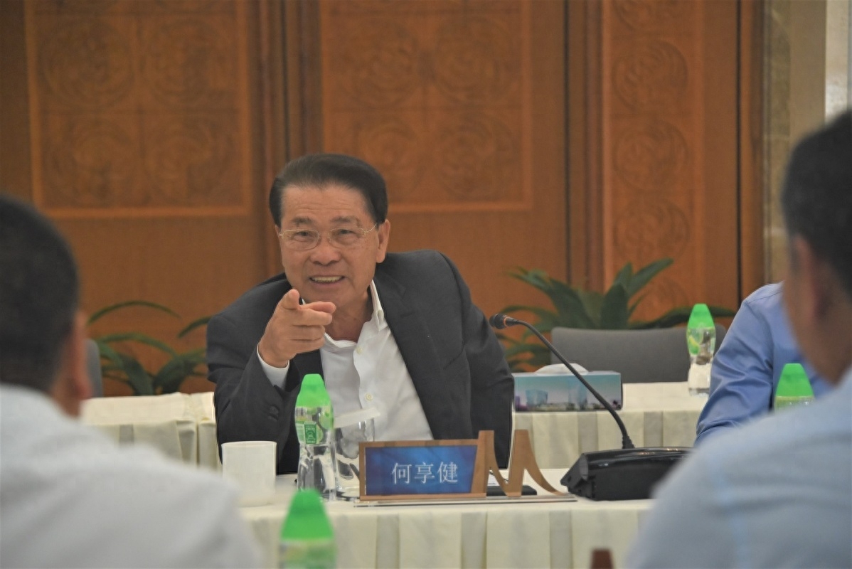 美的集團(tuán)創(chuàng)始人是誰？何享健個人詳細(xì)資料簡介