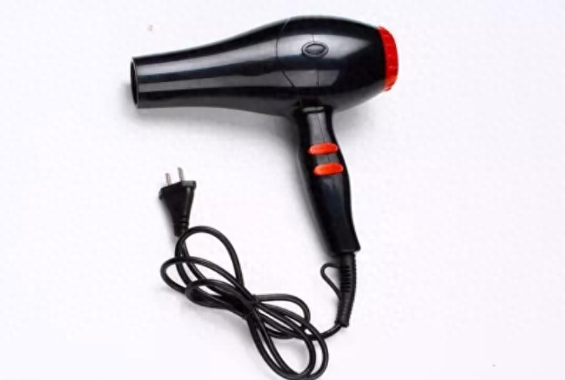 為什么一只鞋磨腳一只不磨？（鞋后跟磨腳的小妙招）